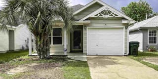 1621 Governors Dr 1621 Governors Dr Photo Gallery 1