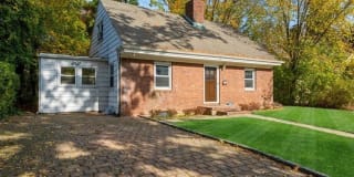 9 Gutheil Lane 9 Gutheil Lane Photo Gallery 1
