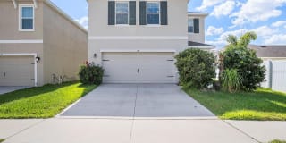124 LACEWING PLACE 124 LACEWING PLACE Photo Gallery 1