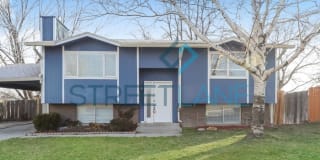5731 South Sarah Jane Drive 5731 South Sarah Jane Drive Photo Gallery 1