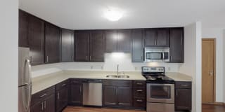 Oaks Vernon Apartments Oaks Vernon Apartments Photo Gallery 1