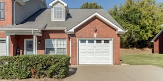 200 Villa Circle - 200 Villa Circle - Photo Gallery 1