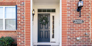 22555 CAMBRIDGEPORT SQUARE 22555 CAMBRIDGEPORT SQUARE Photo Gallery 1