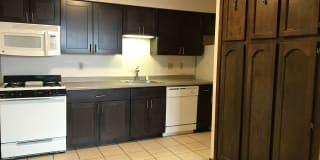 3402 N Oakland Ave 3402 N Oakland Ave Photo Gallery 1