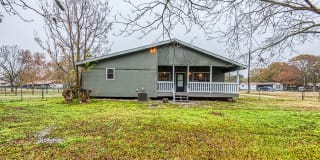821 SCHUMACHER DR 821 SCHUMACHER DR Photo Gallery 1