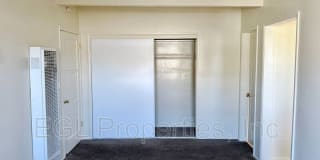1129-1/2 W. 95th St. 1129-1/2 W. 95th St. Photo Gallery 1