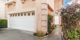 9423 Burnet Avenue 9423 Burnet Avenue Photo Gallery 1