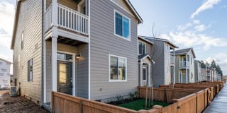 15411 NE 72nd Way 15411 NE 72nd Way Photo Gallery 1