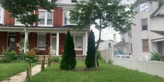 208 Carlisle Avenue, Unit #2 208 Carlisle Avenue, Unit #2 Photo Gallery 1