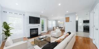 7 BAYSIDE DR 7 BAYSIDE DR Photo Gallery 1