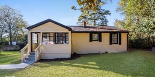 1527 Burnside Ave 1527 Burnside Ave Photo Gallery 1