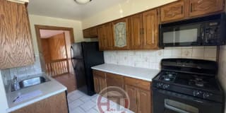 4234 E Tremont Ave 1 4234 E Tremont Ave 1 Photo Gallery 1