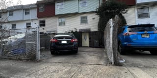 7 SADDLEWOOD CT 7 SADDLEWOOD CT Photo Gallery 1