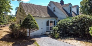 79 S Howells Point Road 79 S Howells Point Road Photo Gallery 1
