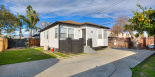 560 N East End 560 N East End Photo Gallery 1