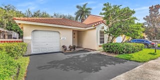 1271 Seagrape Cir 1271 Seagrape Cir Photo Gallery 1