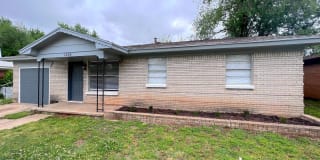 1228 McDonald Drive 1228 McDonald Drive Photo Gallery 1