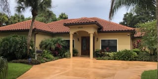 1715 John Anderson Drive 1715 John Anderson Drive Photo Gallery 1