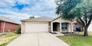546 Hickory Lane 546 Hickory Lane Photo Gallery 1