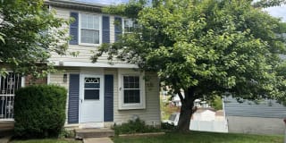 128 LONG MEADOW COURT 128 LONG MEADOW COURT Photo Gallery 1