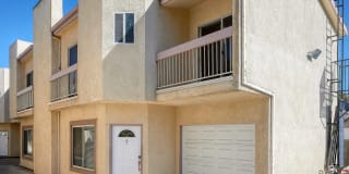 7337 Balboa Boulevard 7337 Balboa Boulevard Photo Gallery 1