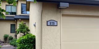 575 Wimbledon Ct 575 Wimbledon Ct Photo Gallery 1