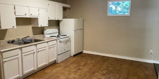 345 Arthur Street Unit D 345 Arthur Street Unit D Photo Gallery 1