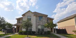101 Kleine Lane 101 Kleine Lane Photo Gallery 1