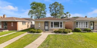 45 W 126th Place 45 W 126th Place Photo Gallery 1