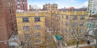 3912 North Pine Grove Ave. Apt. 3912 North Pine Grove Ave. Apt. Photo Gallery 1