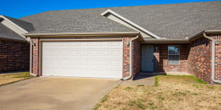 4300-2 SW Chapelstone Avenue-Juanita 4300-2 SW Chapelstone Avenue-Juanita Photo Gallery 1