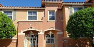 4924 Spinnaker Dr 4924 Spinnaker Dr Photo Gallery 1