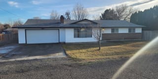 100 E 36th Ave 100 E 36th Ave Photo Gallery 1