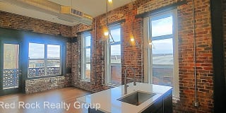 2015 1st Avenue North 3E 2015 1st Avenue North 3E Photo Gallery 1