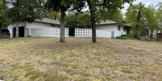 1616 N Markwell Ave 1616 N Markwell Ave Photo Gallery 1