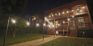 4424 Oakland Ave 2W 4424 Oakland Ave 2W Photo Gallery 1