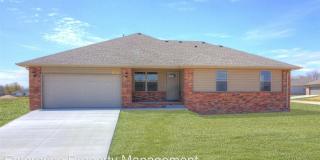 1307 S Lorraine Ave 1307 S Lorraine Ave Photo Gallery 1