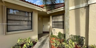 6006 NW 172nd Terr Cir 6006 NW 172nd Terr Cir Photo Gallery 1