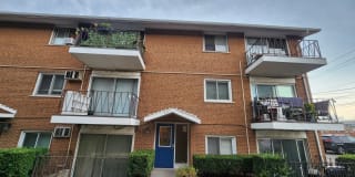 6111 W 64th Place 6111 W 64th Place Photo Gallery 1