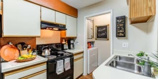 Hickory Creek Apartment Homes Hickory Creek Apartment Homes Photo Gallery 1