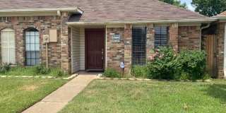 905 Town Lake Dr 905 Town Lake Dr Photo Gallery 1