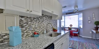 Avery Park Apartment Homes Avery Park Apartment Homes Photo Gallery 1