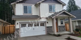 3715 22nd Ave NE 3715 22nd Ave NE Photo Gallery 1
