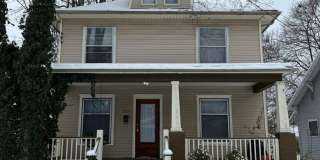 205 Leslie St 205 Leslie St Photo Gallery 1