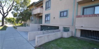 4000 W Victory Boulevard 4000 W Victory Boulevard Photo Gallery 1
