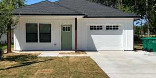 1321 E Tuck 1321 E Tuck Photo Gallery 1