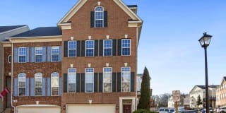 1523 ARTILLERY TERRACE NE 1523 ARTILLERY TERRACE NE Photo Gallery 1