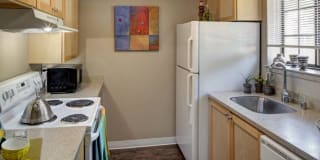 2000 Lake Washington Apartments 2000 Lake Washington Apartments Photo Gallery 1