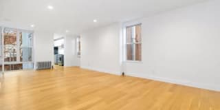 239 Bleecker Street 239 Bleecker Street Photo Gallery 1