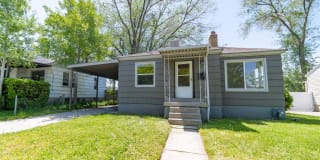 370 East Utopia Avenue 370 East Utopia Avenue Photo Gallery 1